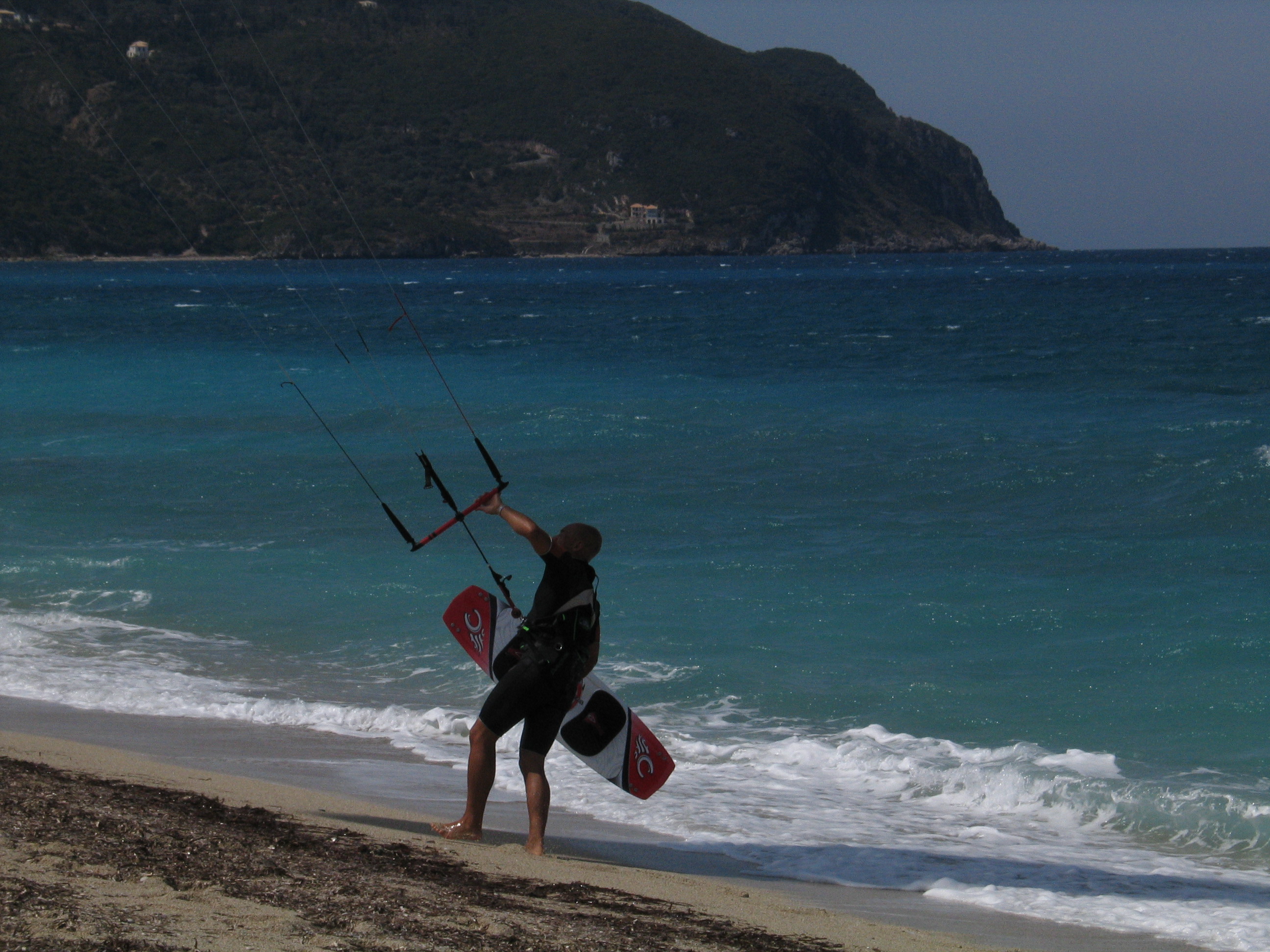Andrea Roselli entra in acqua — Lefkada